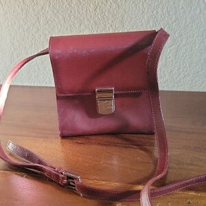 Elegant Furla Burgundy Crossbody Bag